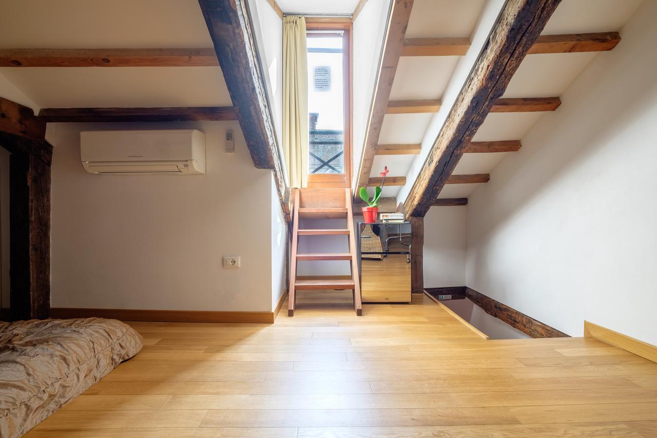 The Lion'S House Apt4 Венеция Экстерьер фото