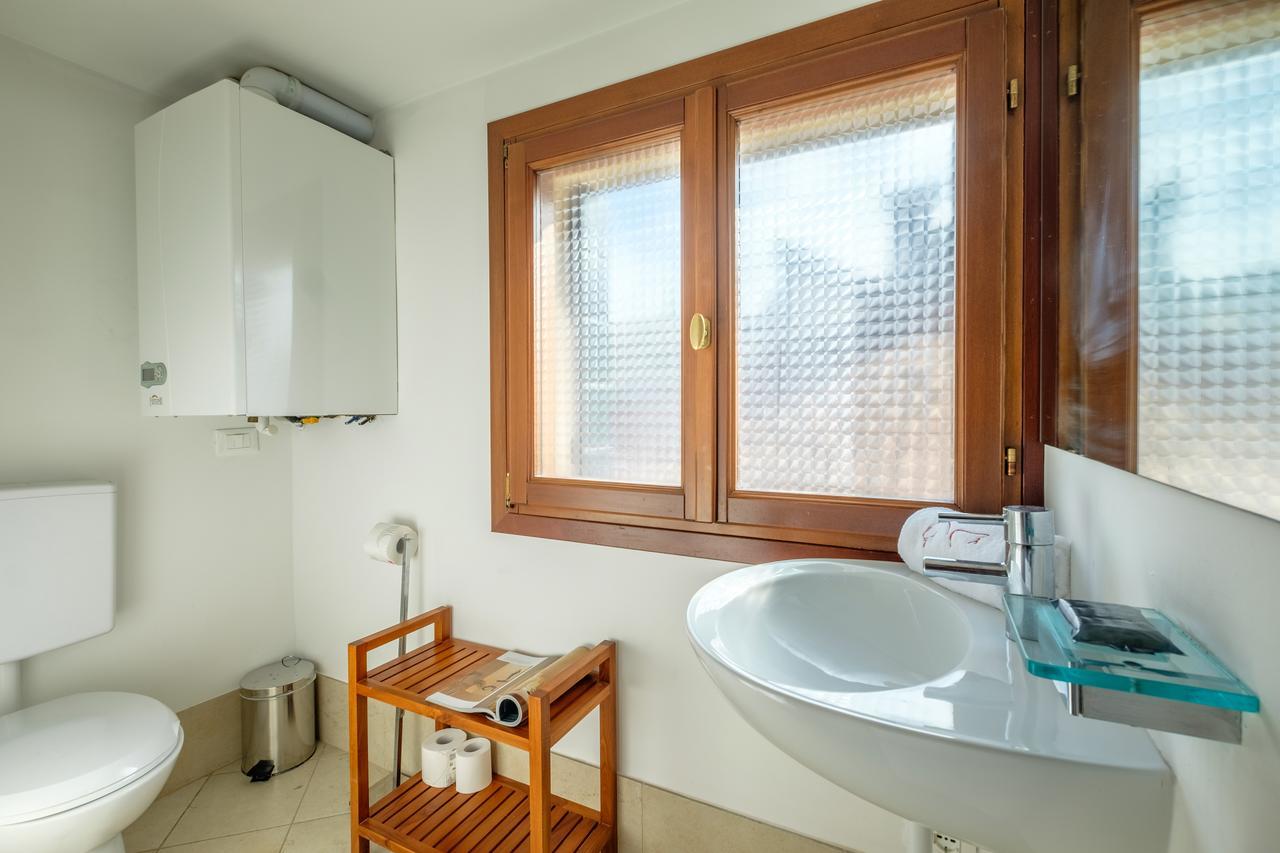 The Lion'S House Apt4 Венеция Экстерьер фото