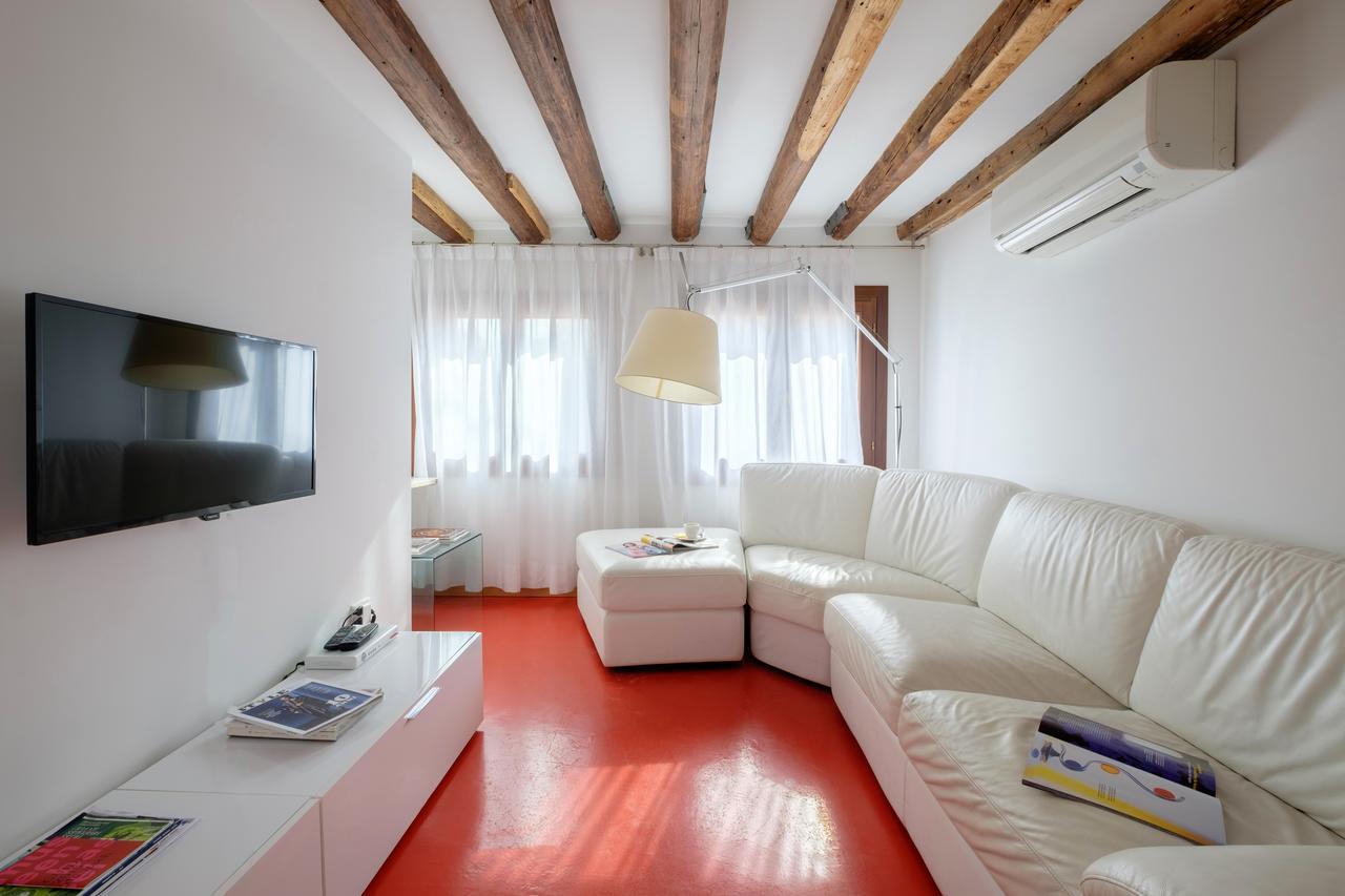 The Lion'S House Apt4 Венеция Экстерьер фото