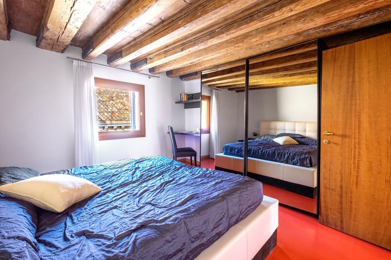 The Lion'S House Apt4 Венеция Экстерьер фото
